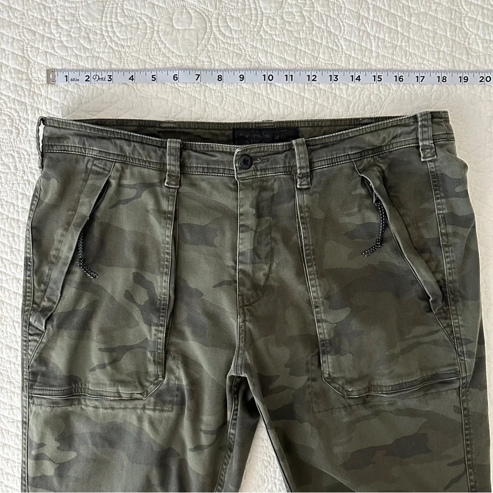 Abercrombie & Fitch Green Camo Utility Jogger Pants Y2K Paratrooper Mens 34W 32L